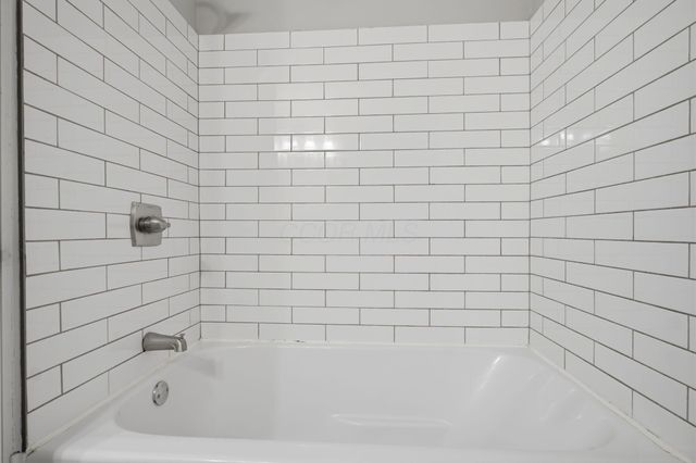 2547 Mccutcheon Road, Columbus, OH 43219