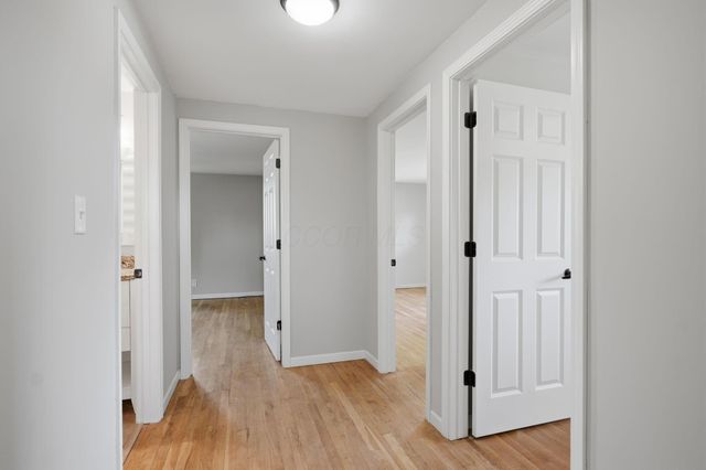 2547 Mccutcheon Road, Columbus, OH 43219
