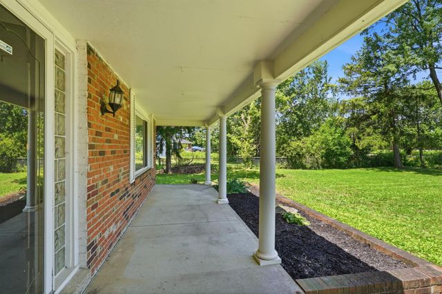 2547 Mccutcheon Road, Columbus, OH 43219