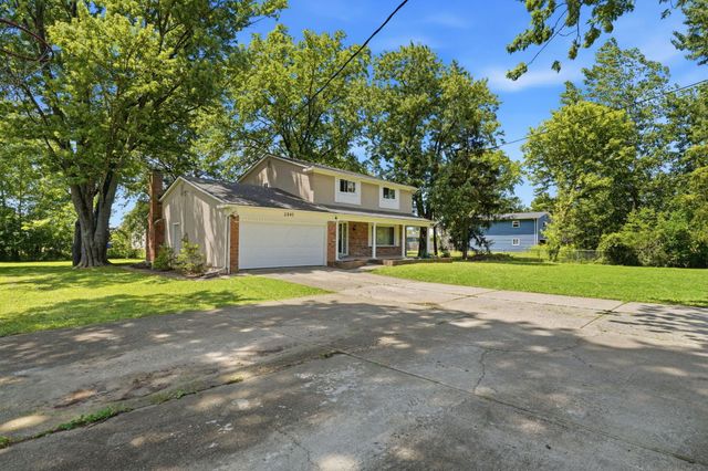 2547 Mccutcheon Road, Columbus, OH 43219