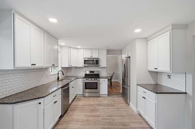 2547 Mccutcheon Road, Columbus, OH 43219