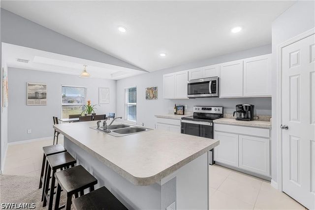 1819 NE 6th AVE, Cape Coral, FL 33909