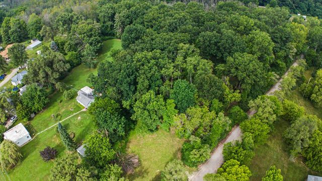 Winters Lane, Whitmore Lake, MI 48189