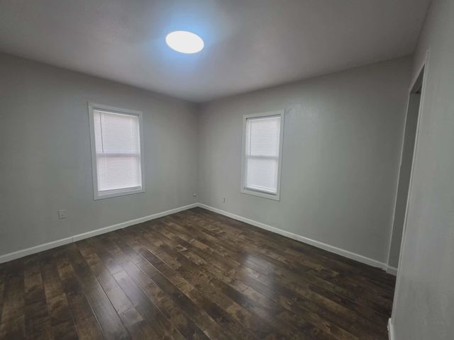 813 W 33rd St N, Wichita, KS 67204