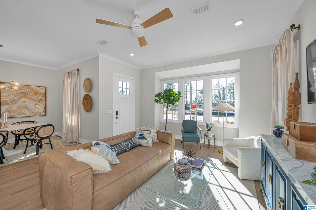 1695 THATCHAM LANE, Hoover, AL 35244