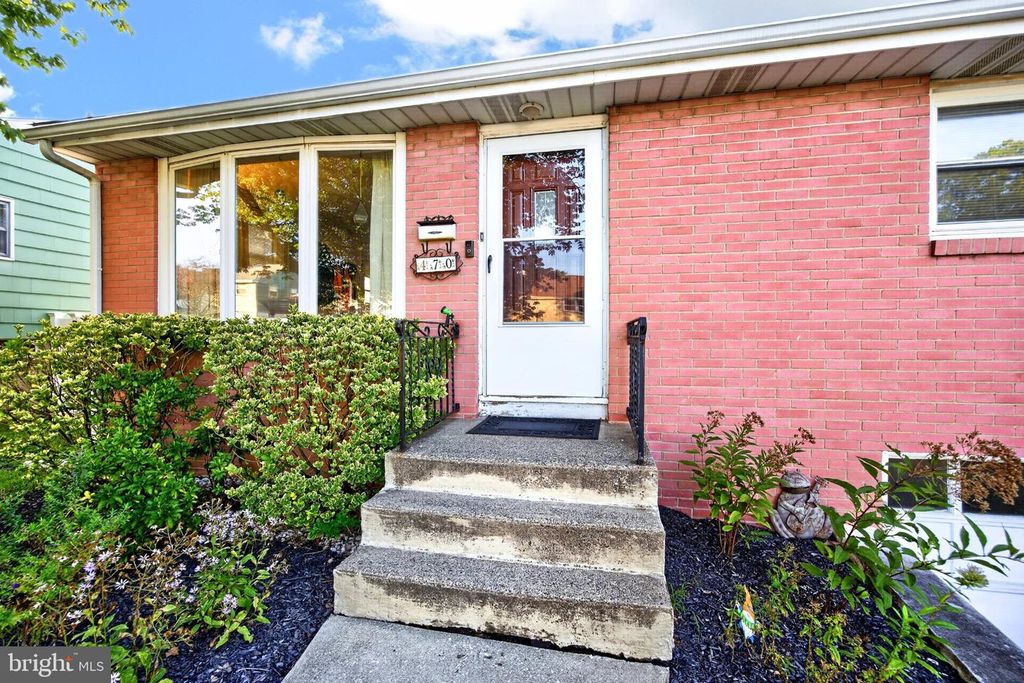 470 CLEARVIEW, POTTSTOWN, PA 19464 — photo 2