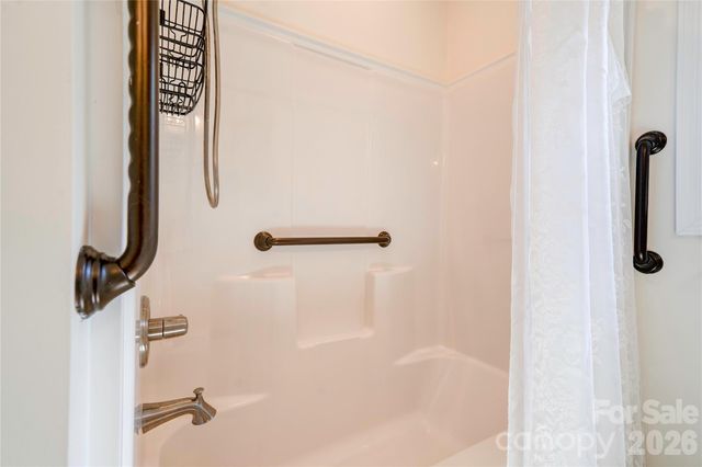 194 T R Harris Drive, Shelby, NC 28150