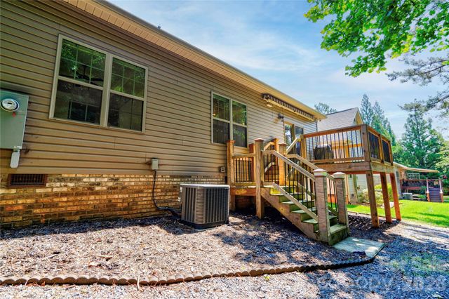 194 T R Harris Drive, Shelby, NC 28150