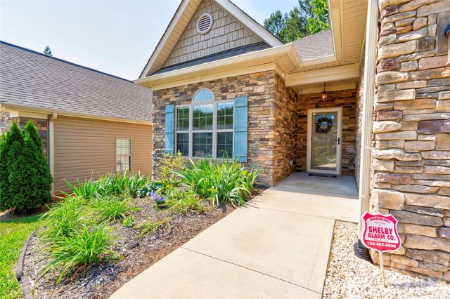 194 T R Harris Drive, Shelby, NC 28150