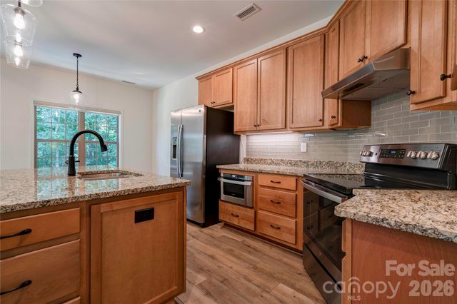 194 T R Harris Drive, Shelby, NC 28150