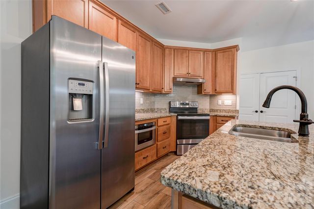 194 T R Harris Drive, Shelby, NC 28150
