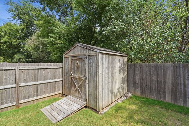 13419 S Poplar Street, Glenpool, OK 74033