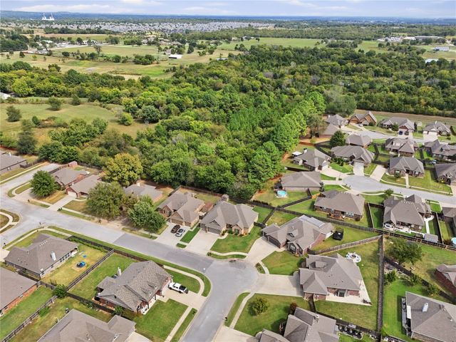13419 S Poplar Street, Glenpool, OK 74033