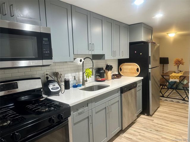372 VERPLANCK Avenue 1, Beacon, NY 12508