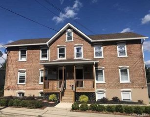 372 VERPLANCK Avenue 1, Beacon, NY 12508