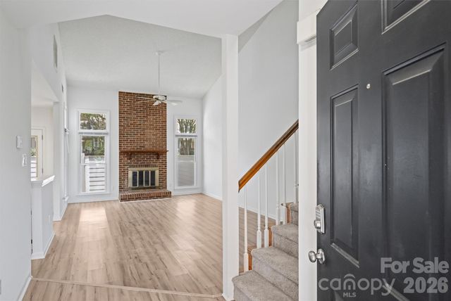 9121 Kings Canyon Drive, Charlotte, NC 28210