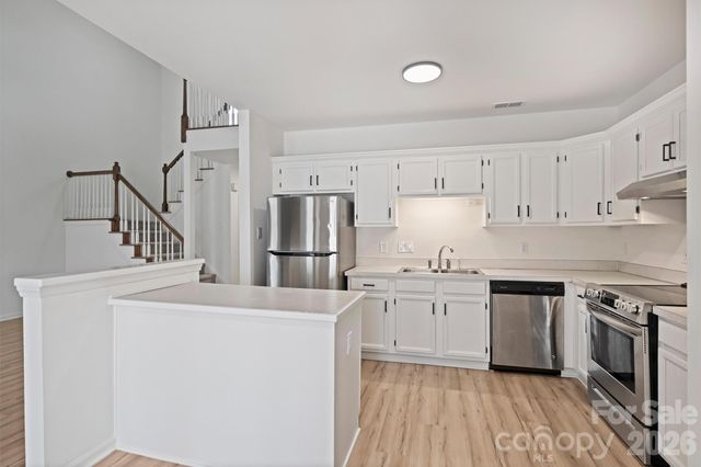 9121 Kings Canyon Drive, Charlotte, NC 28210