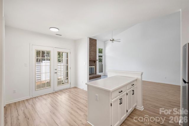 9121 Kings Canyon Drive, Charlotte, NC 28210