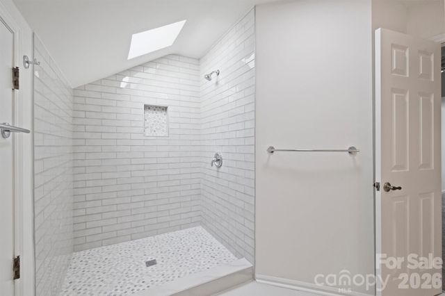 9121 Kings Canyon Drive, Charlotte, NC 28210