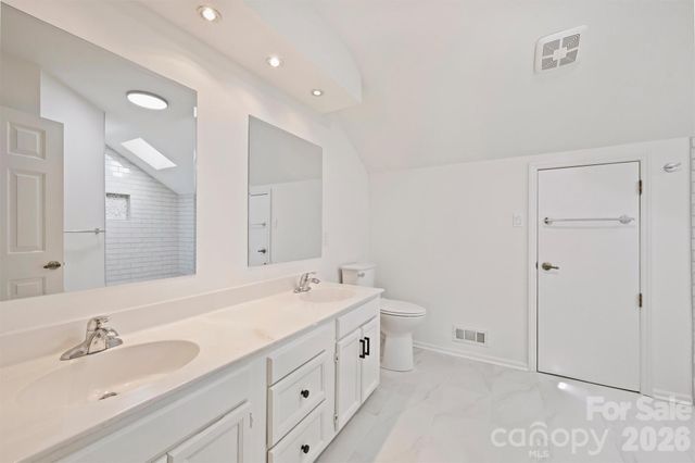 9121 Kings Canyon Drive, Charlotte, NC 28210