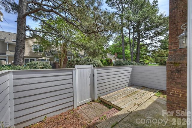 9121 Kings Canyon Drive, Charlotte, NC 28210