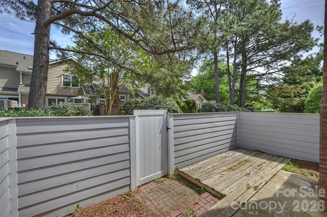 9121 Kings Canyon Drive, Charlotte, NC 28210