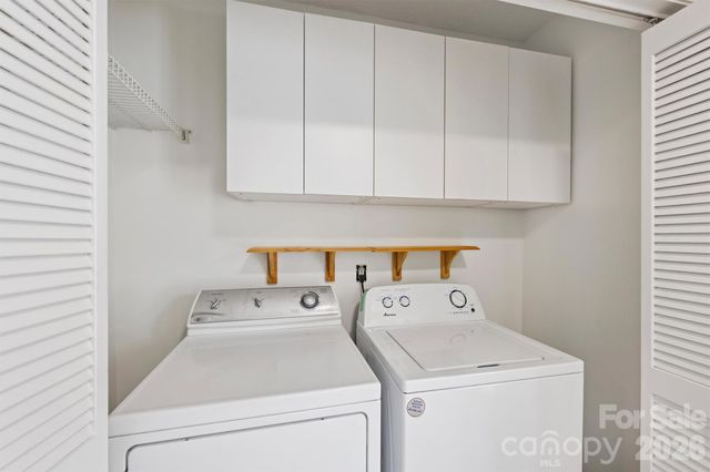 9121 Kings Canyon Drive, Charlotte, NC 28210