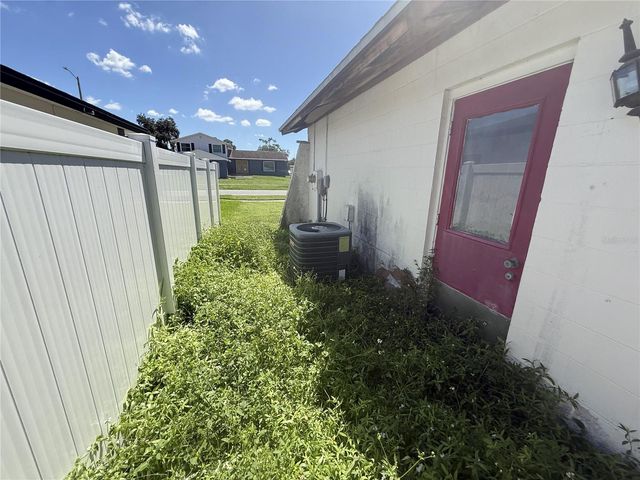 3609 CASABA LOOP, Valrico, FL 33596