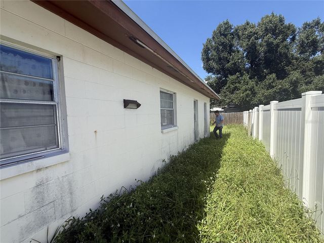 3609 CASABA LOOP, Valrico, FL 33596