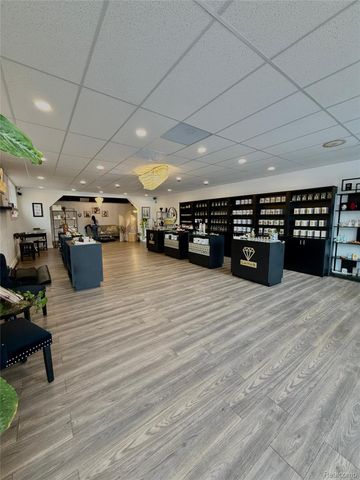 15301 W Warren Avenue, Dearborn, MI 48126