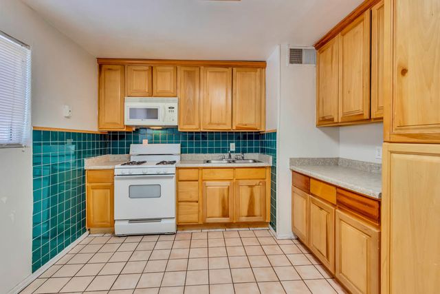 1001 Atwood Drive, El Paso, TX 79907