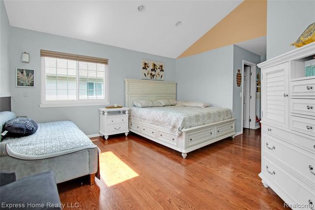 25244 Independence Trail, Warren, MI 48089