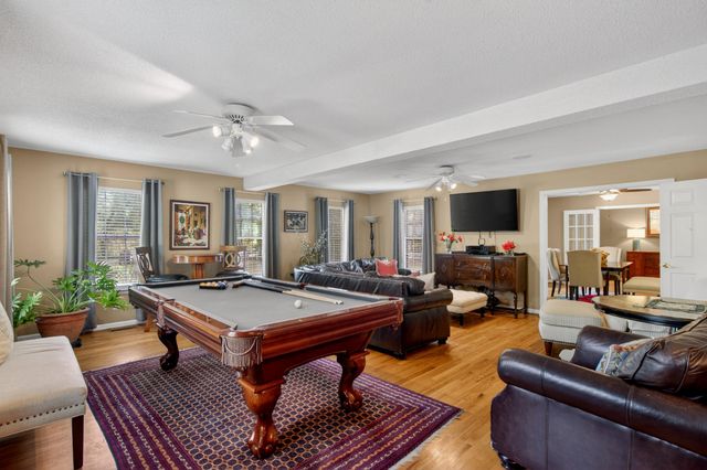 1882 Central Park Road, Charleston, SC 29412