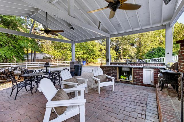 1882 Central Park Road, Charleston, SC 29412