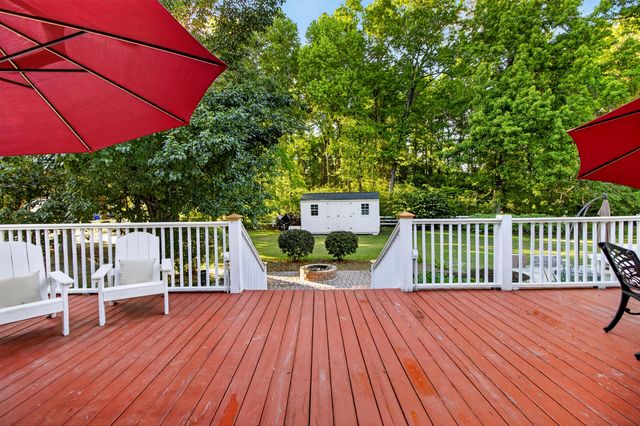 1882 Central Park Road, Charleston, SC 29412