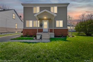 7220 Dodge Avenue, Warren, MI 48091