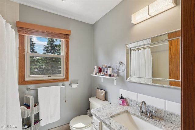 3005 Kent Road, Silver Lake, OH 44224