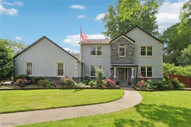 3005 Kent Road, Silver Lake, OH 44224