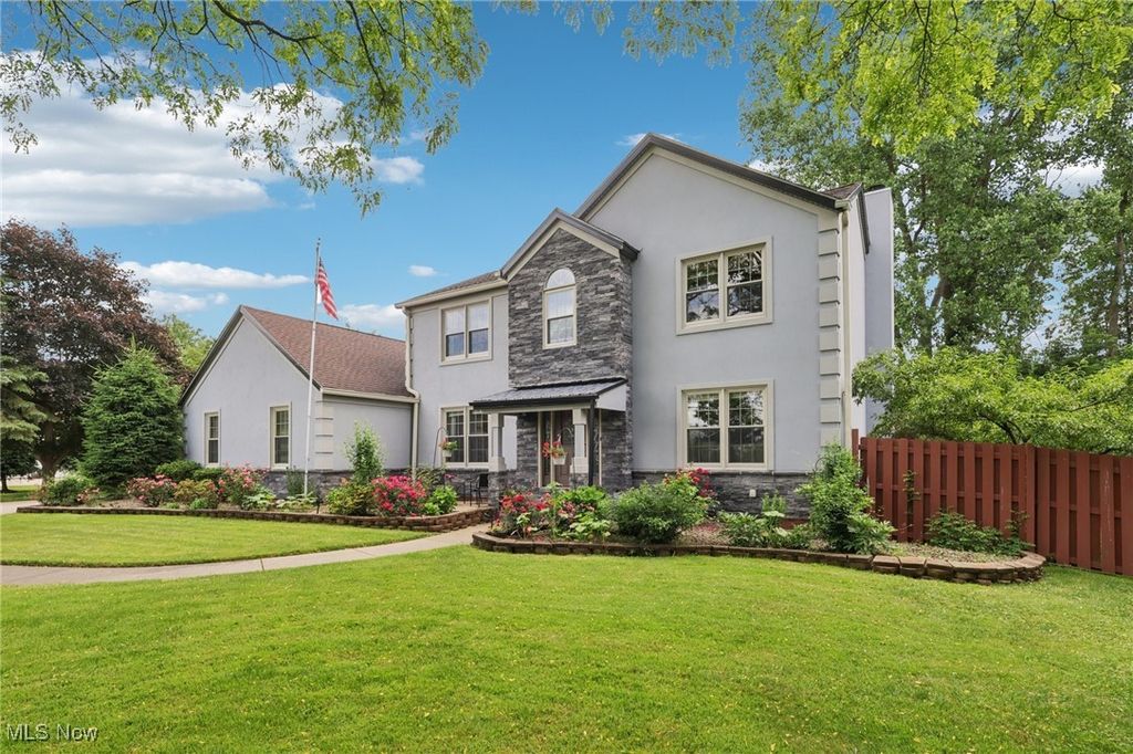 3005 Kent Road, Silver Lake, OH 44224