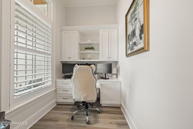 306 Last Quarter Drive, Youngsville, LA 70592