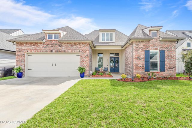 306 Last Quarter Drive, Youngsville, LA 70592