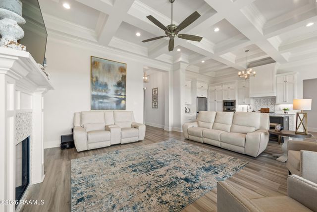 306 Last Quarter Drive, Youngsville, LA 70592