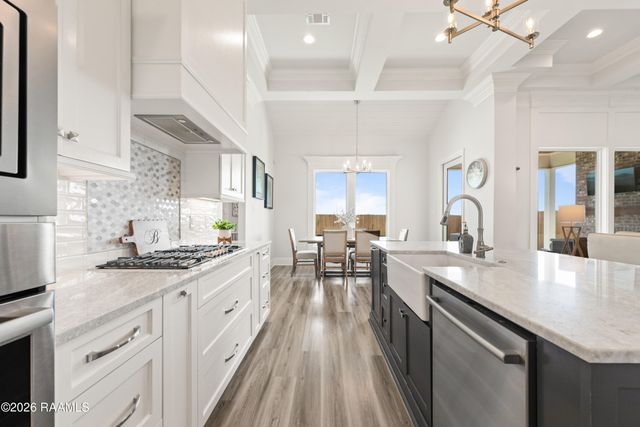 306 Last Quarter Drive, Youngsville, LA 70592