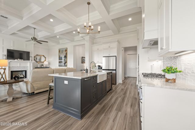 306 Last Quarter Drive, Youngsville, LA 70592