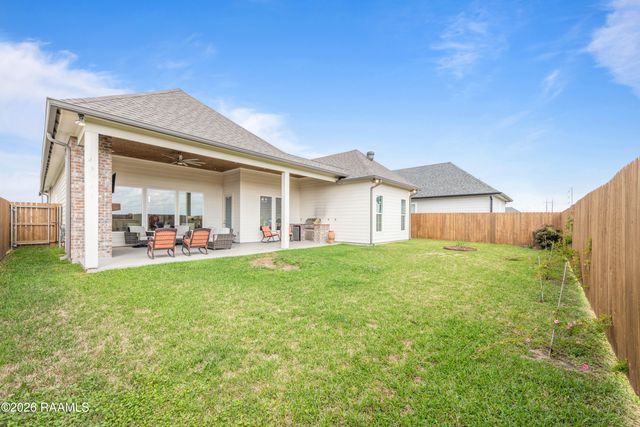 306 Last Quarter Drive, Youngsville, LA 70592