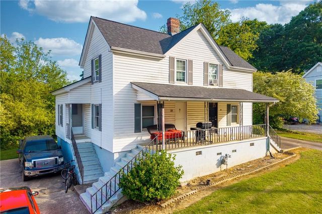 31 Myrtle Street SE, Gainesville, GA 30501