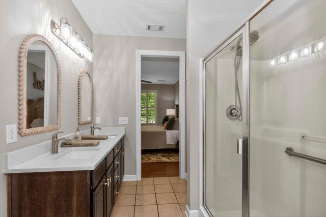 198 Cobbler Cir, Hendersonville, TN 37075