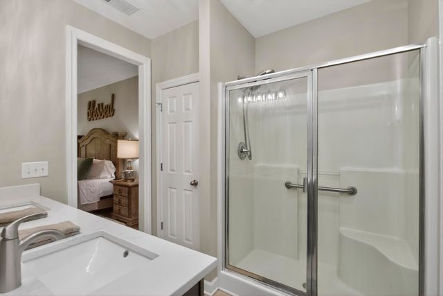 198 Cobbler Cir, Hendersonville, TN 37075