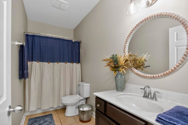 198 Cobbler Cir, Hendersonville, TN 37075