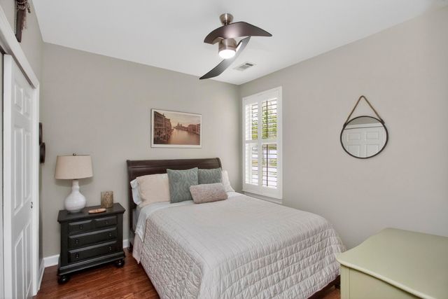 198 Cobbler Cir, Hendersonville, TN 37075